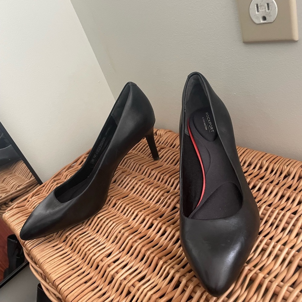 Rockport Black Leather Heels